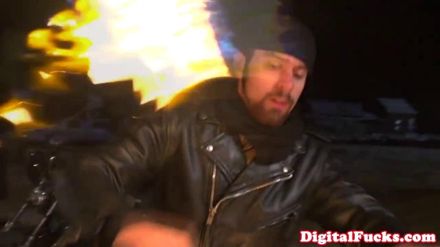 Превью Жаркие лесби игры двух соблазнительных телочек в позе 69 № 14109