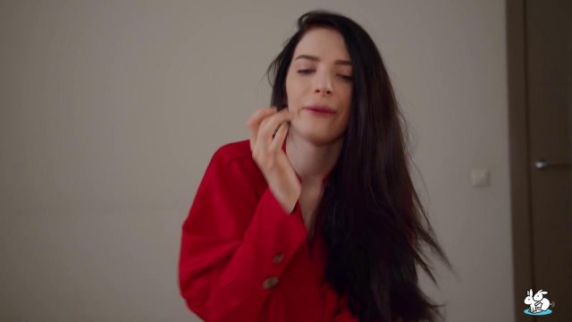 Превью Красотка нежно сосет и трахается раком в в видео от первого лица № 35380