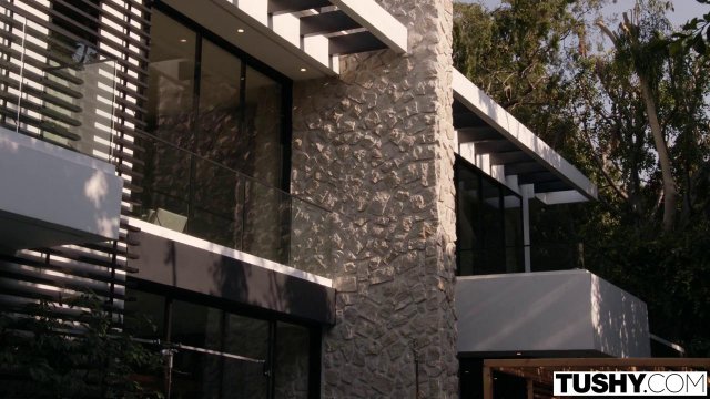 Превью Блондинка получила от мужчины куни и самый классный секс № 36229